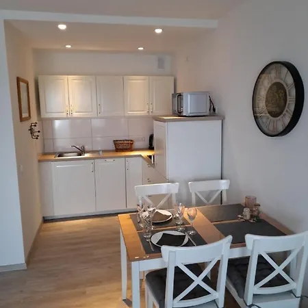 Dahls Apartment